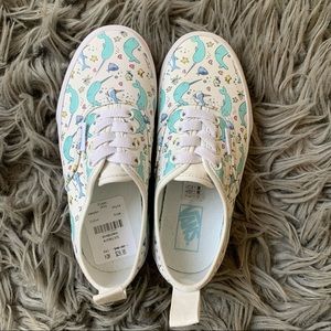 BRAND NEW Girl’s Vans Sneakers